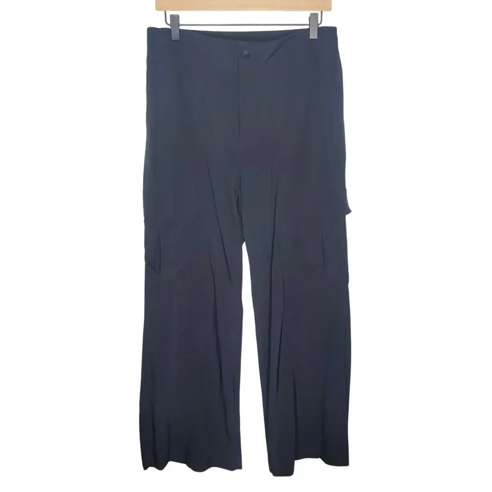 Athleta Chelsea Wide Leg Pant Black Women's Size 8 Utility Cargo Lounge - Picture 2 of 12